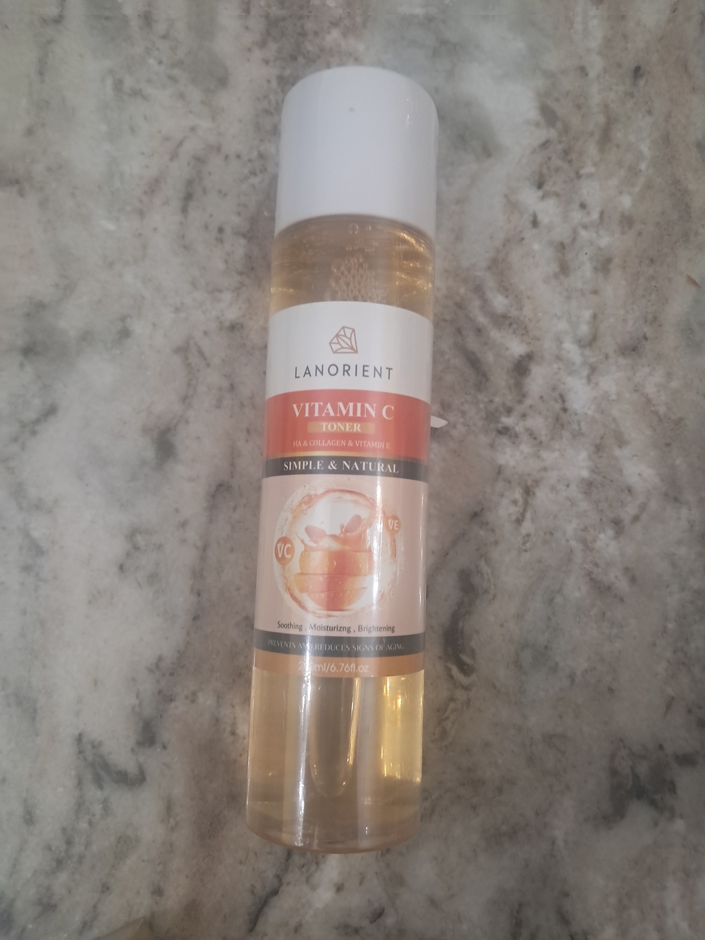 Vitamin C Toner — Peach/Light Amber